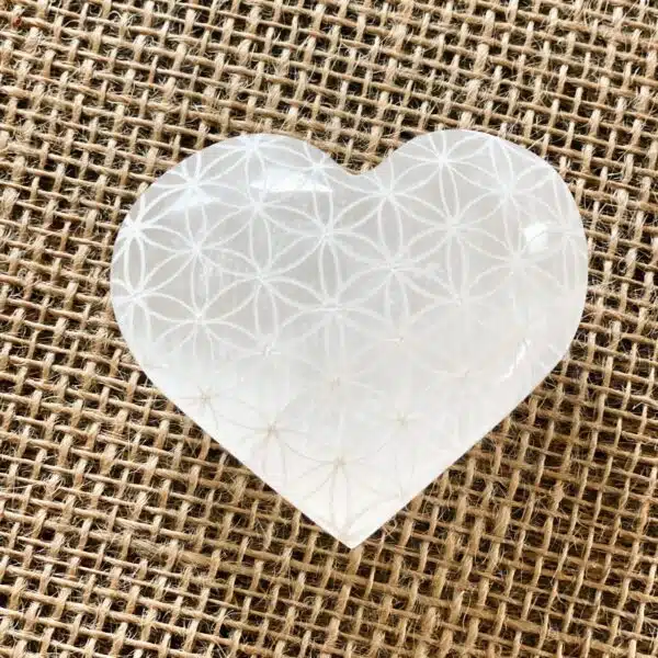Healing Heart - Selenitt hjerte Flower of life