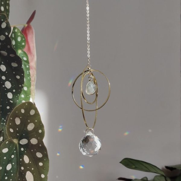 Rota  - Solfanger med messing, krystallkule og labradoritt