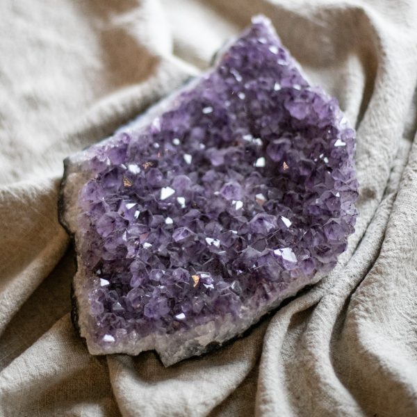 Ametystklynge Venus - Kjærlighetens og skjønnhetens gudinne